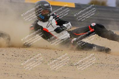 media/Jan-14-2023-SoCal Trackdays (Sat) [[497694156f]]/Turn 9 Set 2 (1130am)/